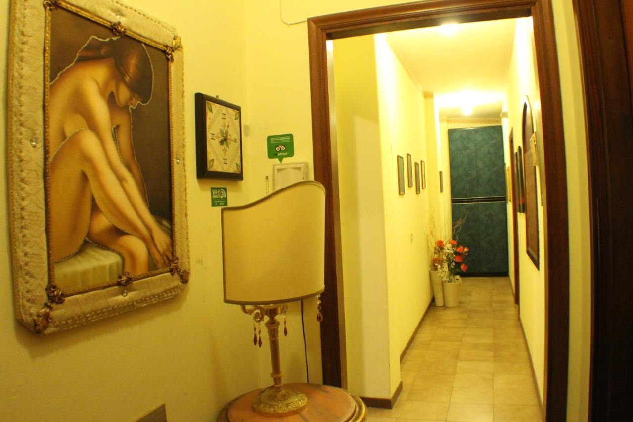 San Nicolo House Panzió Aci Catena Kültér fotó