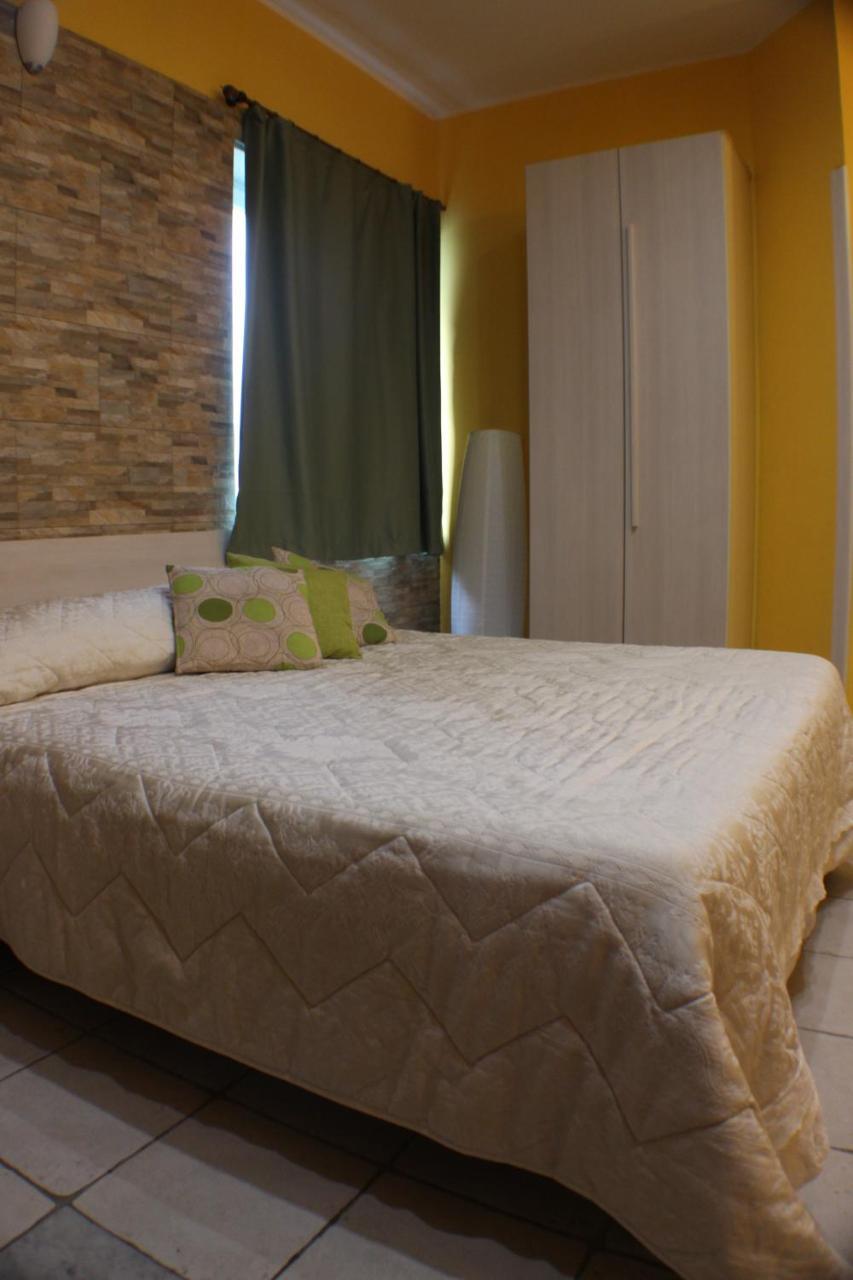 San Nicolo House Panzió Aci Catena Kültér fotó